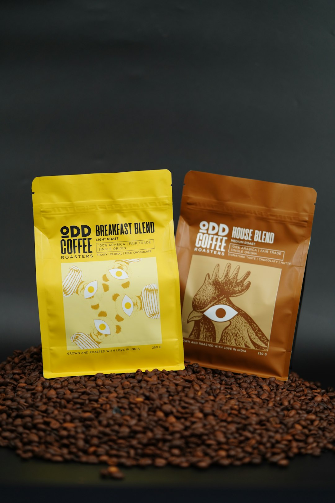 We provide excellent quality for coffee packaging bags, which are helpful for maintaining the quality and freshness of the products from storage to the distribution process.